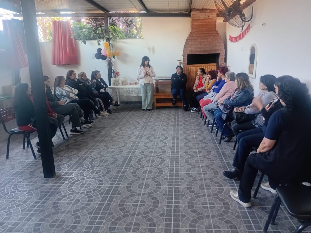 Metafísica y bienestar: una propuesta para fortalecer la salud emocional en Barrio Almafuerte metafisica