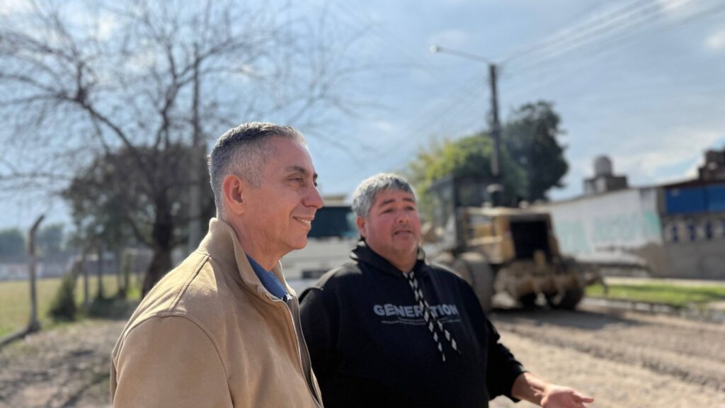 El trabajo conjunto entre vecinos y Municipio permitió avanzar en mejoras para Barrio Bienestar y Argentina Potencia 4965526074934627451 (1)