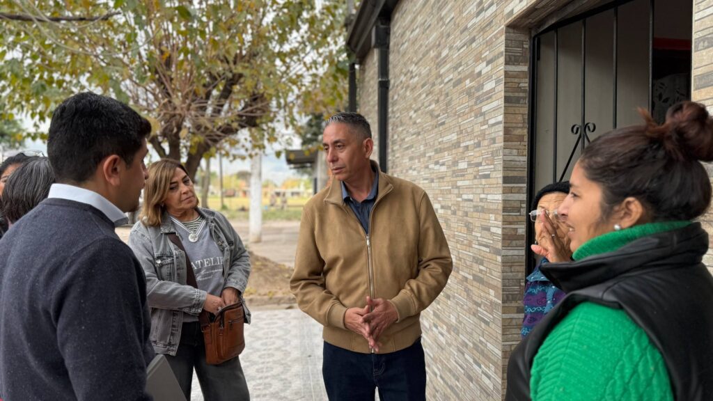 El trabajo conjunto entre vecinos y Municipio permitió avanzar en mejoras para Barrio Bienestar y Argentina Potencia 4965526074934627458