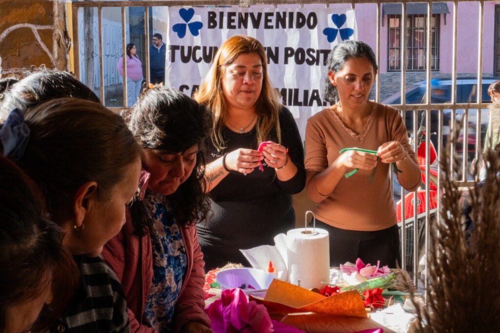 Reciclaje creativo y participación vecinal en Barrio 24 de Setiembre photo 4904433721381948514 y