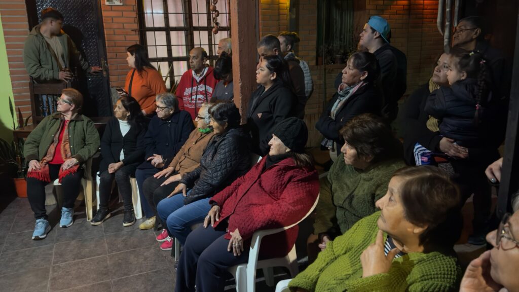 Vecinos y autoridades fortalecen el diálogo para mejorar la seguridad en el barrio Francisco de Aguirre 4974371474181393368