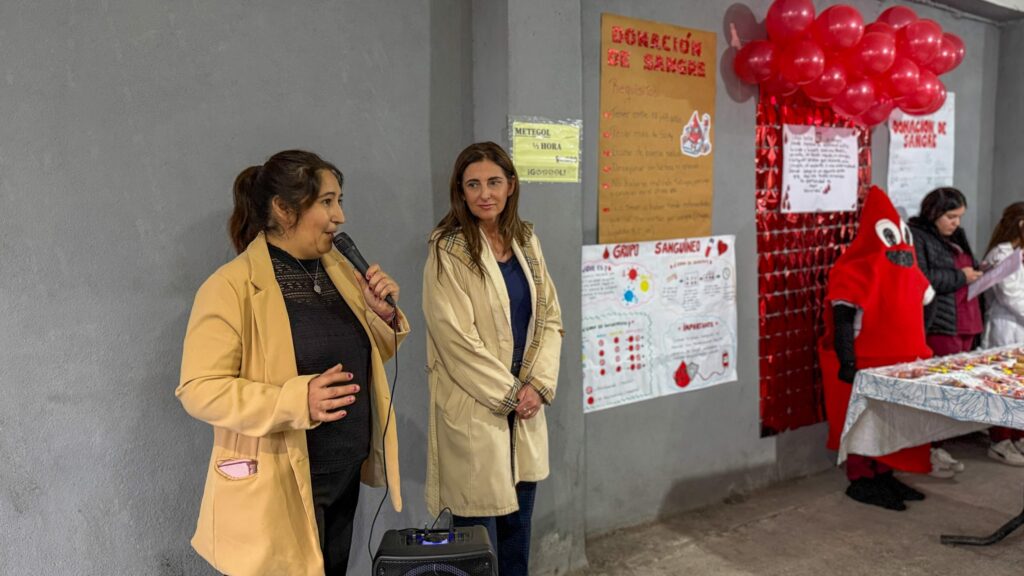 Donar sangre es donar vida: una jornada solidaria en Barrio Juan Pablo I 4990224572133084344