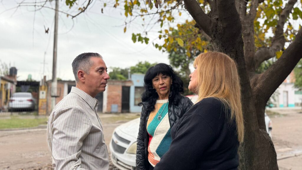 La participación vecinal fortalece la construcción de soluciones en Barrio El Gráfico 4992607342679493672