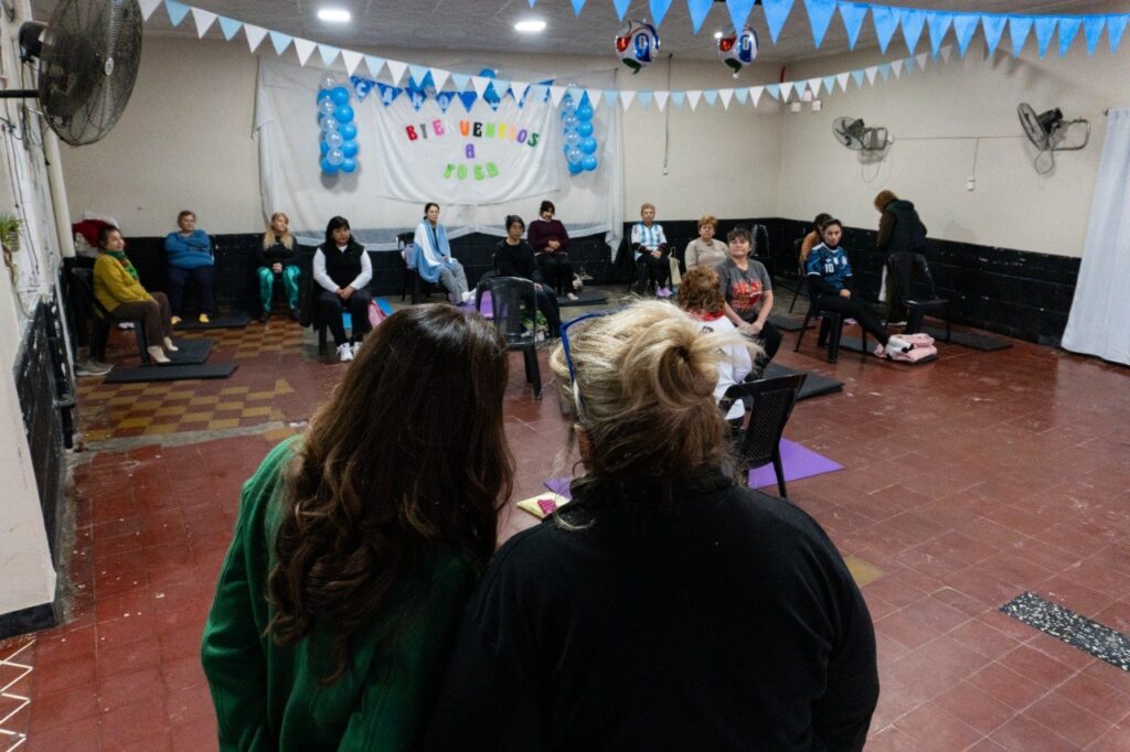 El deporte y el bienestar como herramientas para fortalecer la comunidad en Barrio Aguas Corrientes 5014927441608248380