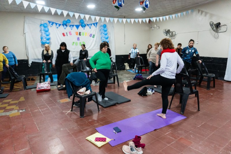 El deporte y el bienestar como herramientas para fortalecer la comunidad en Barrio Aguas Corrientes 5014927441608248383