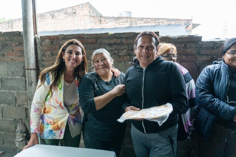 Cocina comunitaria en Villa Muñecas: un espacio que fortalece la solidaridad entre vecinos 5140980707361492489