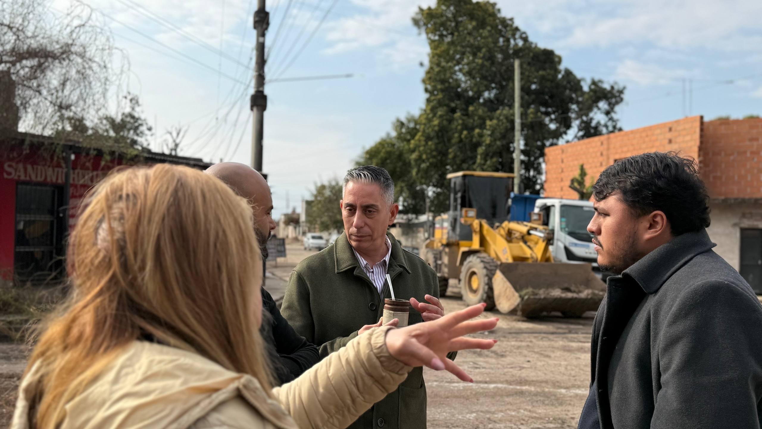 Operativo Municipal: trabajos de mejora urbana en el barrio El Gráfico 4929460774988614884