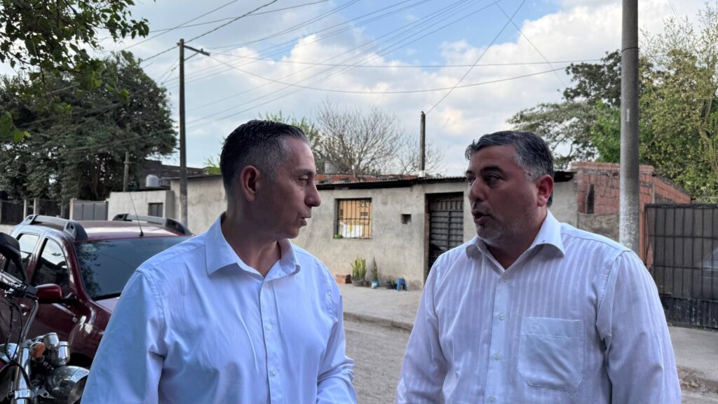 Encuentro junto a referentes barriales para fortalecer la inclusión y cohesión social en los barrios. 4949693292178246656