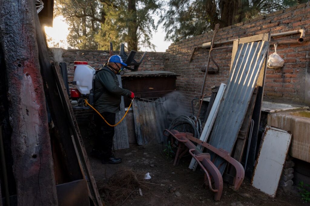 Villa Urquiza: el operativo “Tucumán en Positivo en Acción” acercó tareas de limpieza y mantenimiento a los vecinos 4999436168881442020