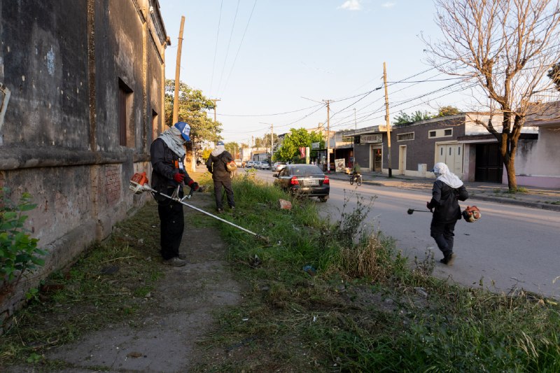 Villa Urquiza: el operativo “Tucumán en Positivo en Acción” acercó tareas de limpieza y mantenimiento a los vecinos 4999436168881442024